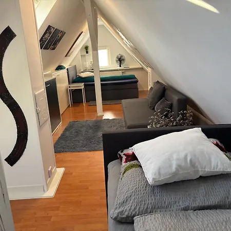 Moderne Deluxe 3-zi Eigentums- Maisonette-wohnung Ibm Bertrandt Mercedes